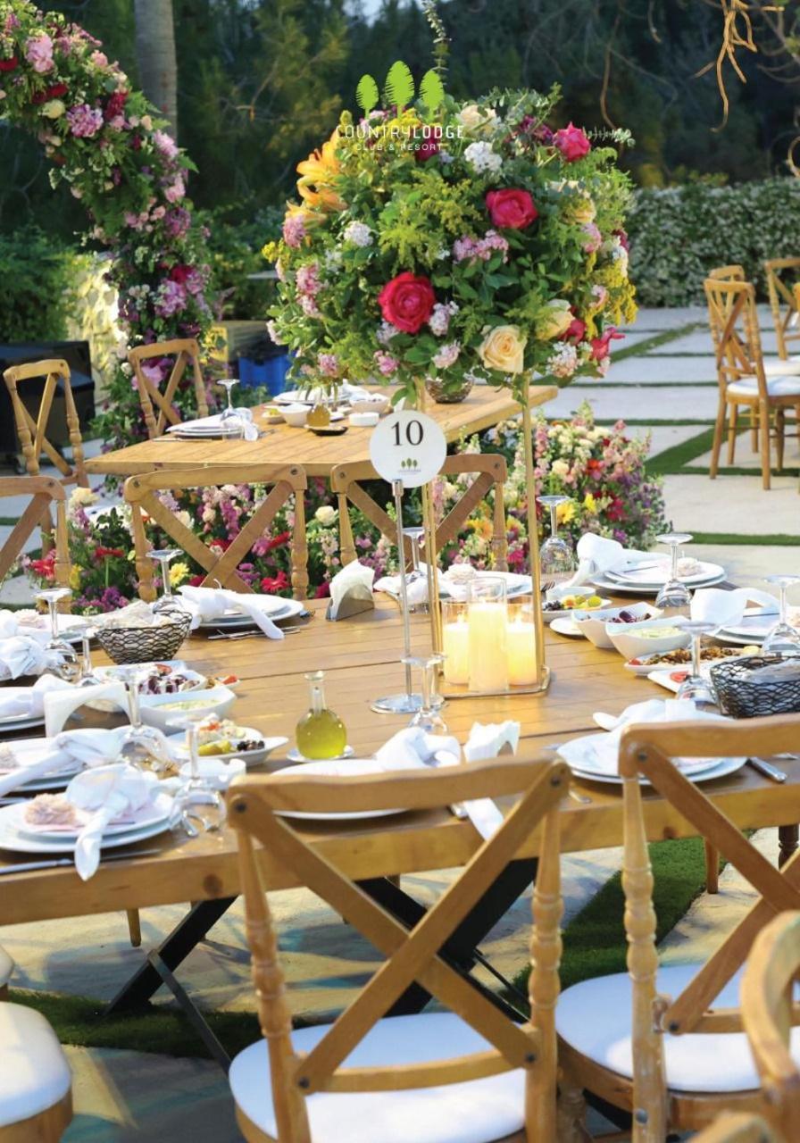 Country Lodge Hotel & Resort Бейрут Екстериор снимка