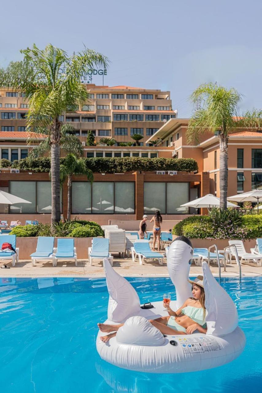 Country Lodge Hotel & Resort Бейрут Екстериор снимка