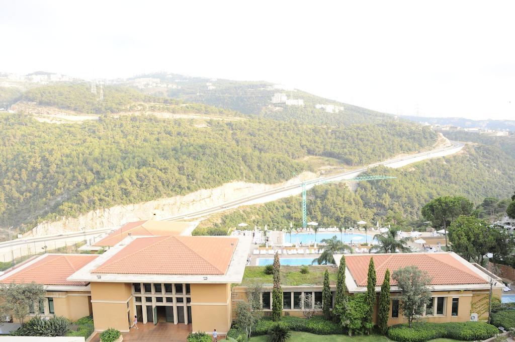Country Lodge Hotel & Resort Бейрут Екстериор снимка